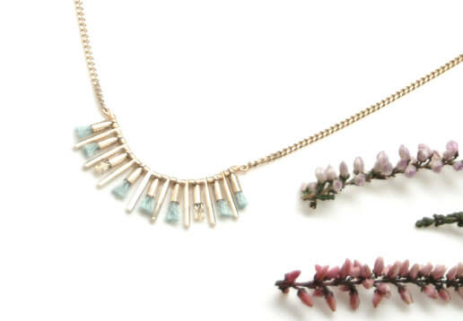 Collier Fantaisie Motif Poisson - Bijou D'occasion - Détails à Voir Avec Le Vendeur