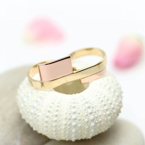 Bague de créatrice Anne Thomas chez Poisson Plume