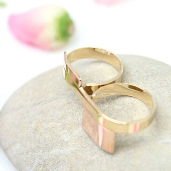 bague fantaisie de créatrice Anne Thomas