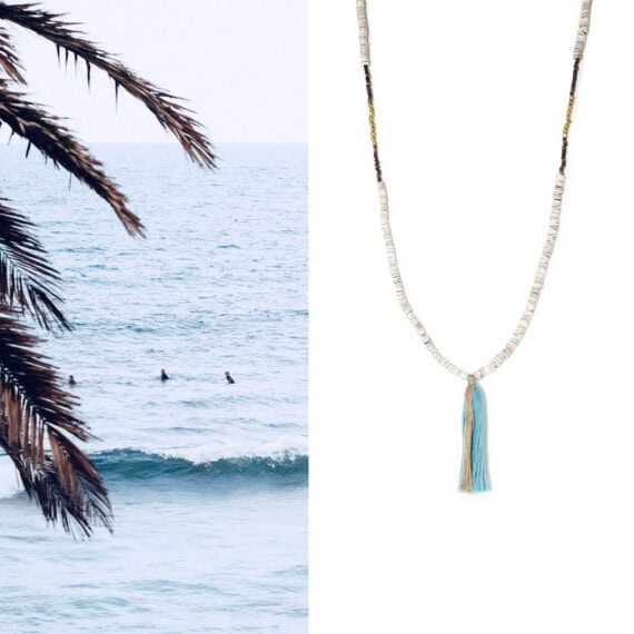 SAutoir coquillages et pompon bleu océan, pour les soirées d'été