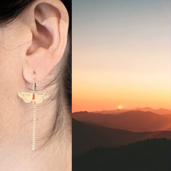Boucles petit papillon rouge