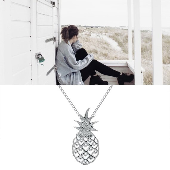 Collier pendentif ananas en argent che zpoisson plume bijoux