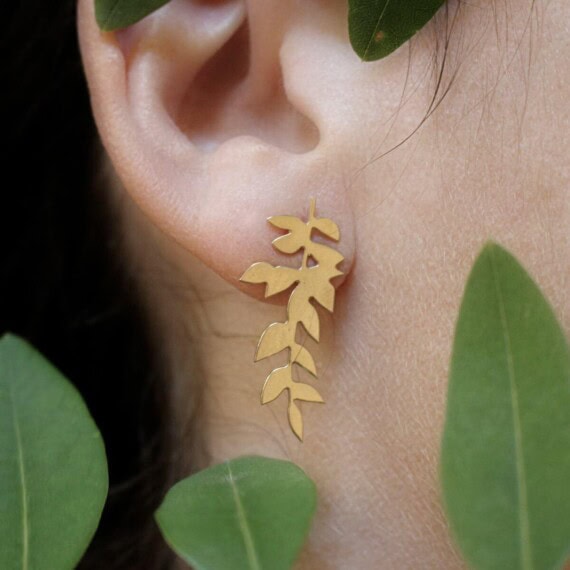 boucles de créatrice au motif feuille de frêne, dorées à l'or fin