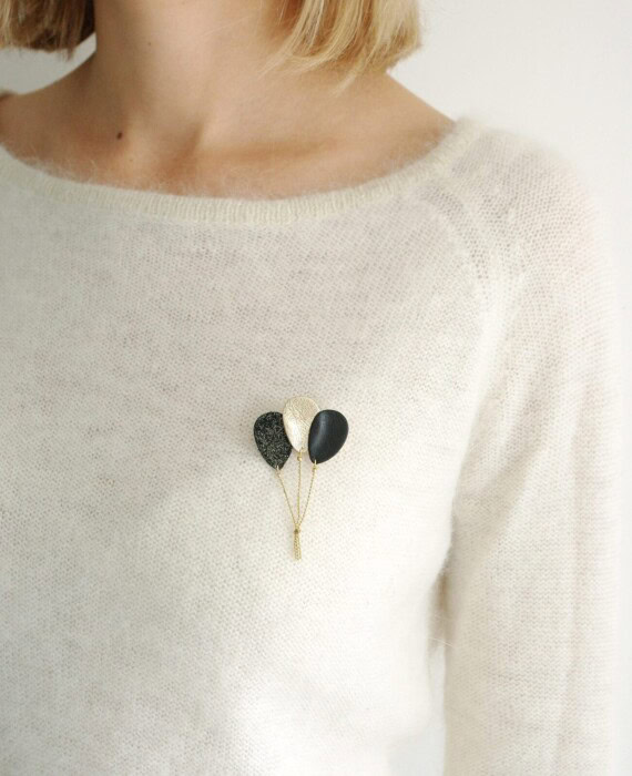 Broche ballons noirs et dorés made in France
