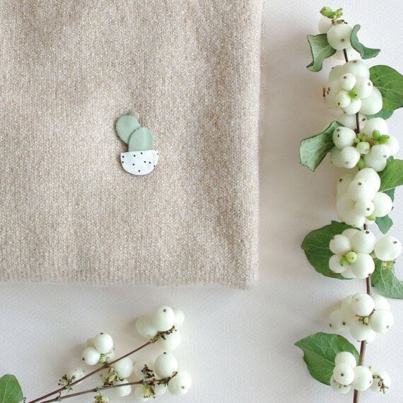 brche en cuir cactus chez Poisson Plume bijoux