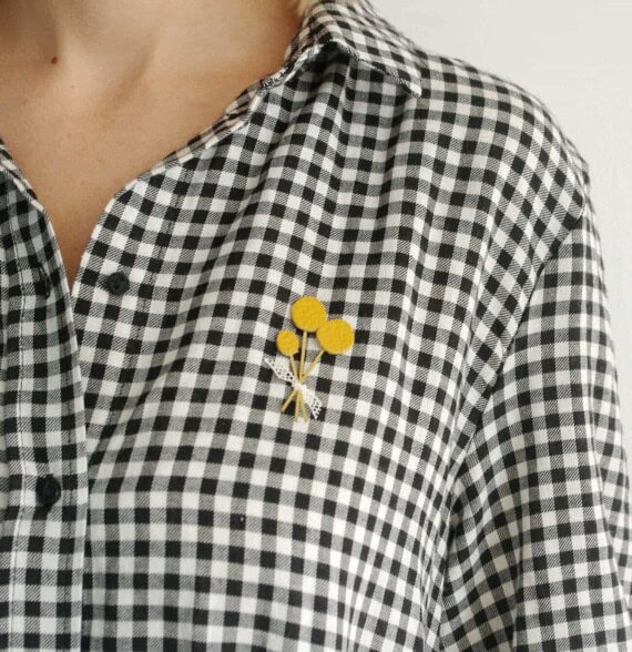 broche en cuir fleurs jaunes made in france