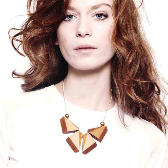 collier de créateur en bois made in France