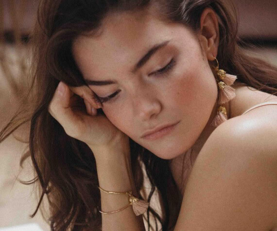 Boucles d'oreilles de créatrice chez Poisson Plume