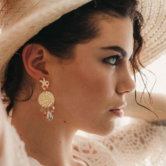 Boucles d'oreilles pendantes bohèmes Ocean corail, par Laëti Trëma