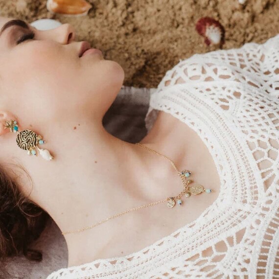 Collier éléments marins fossile de la créatrice Laëti Trëma