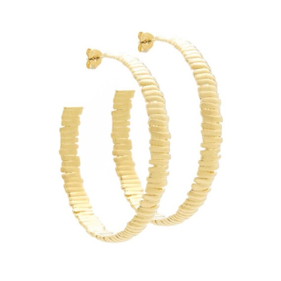 Boucles créoles de créateur, fait-main et dorées à l'or fin.