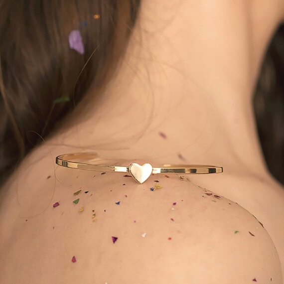 Jonc symbole coeur doré à l'or fin