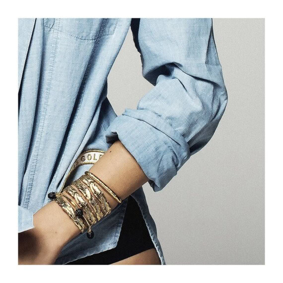 Bracelets des collections Alexandra Margnat, avec par exemple le jonc fin Volga