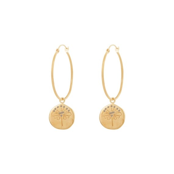Boucles créoles et médaille fleur, des collections Louise Hendricks Paris.