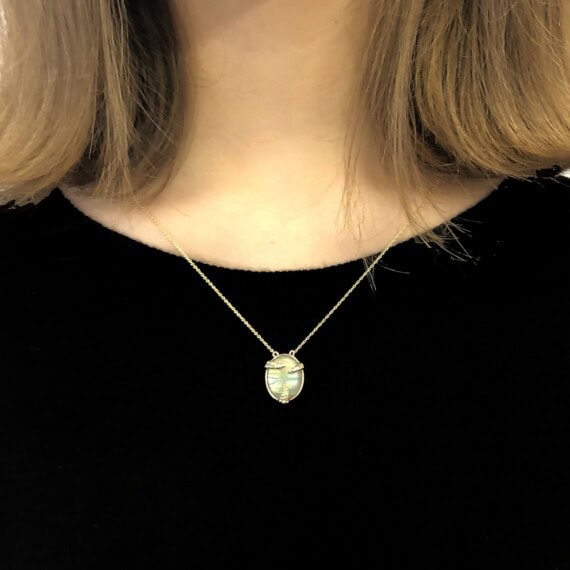 Collier wild labradorite chez poisson plume