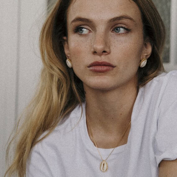 collier de créateur Elise Tsikis dans la bijouterie Poisson Plume