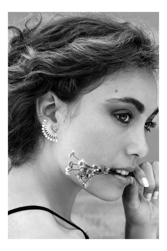 contours d'oreilles Awa Nude