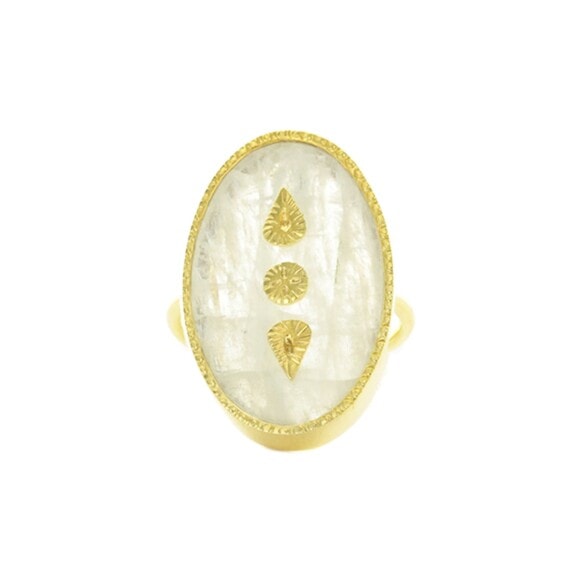 Bague Lana Pierre de Lune Be Maad chez Poisson Plume bijoux