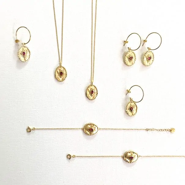 Collection de bijoux Verine Pierres fines - Louise hendricks chez Poisson Plume