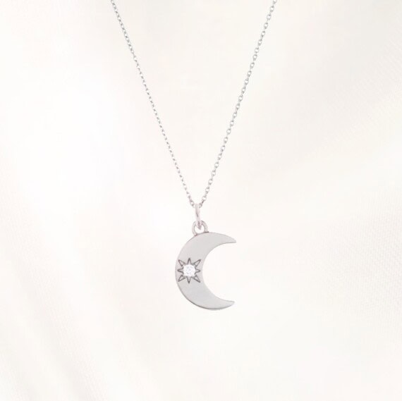 collier lune poissonplume bijoux zoom