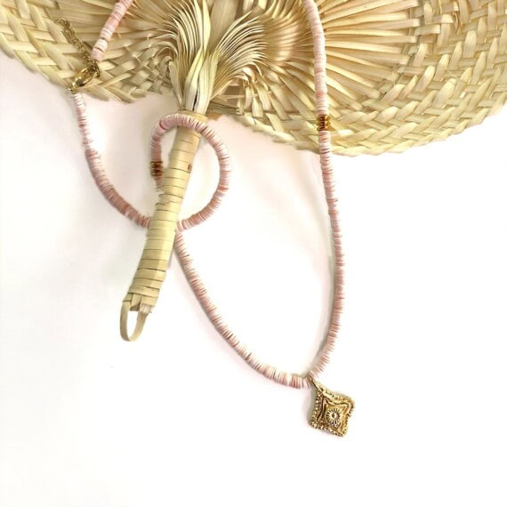 collier talisman corail peche chez poisson plume bijoux