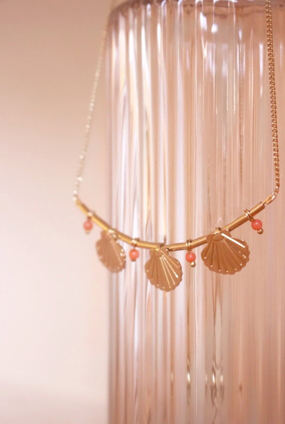 Collier océania coquillages