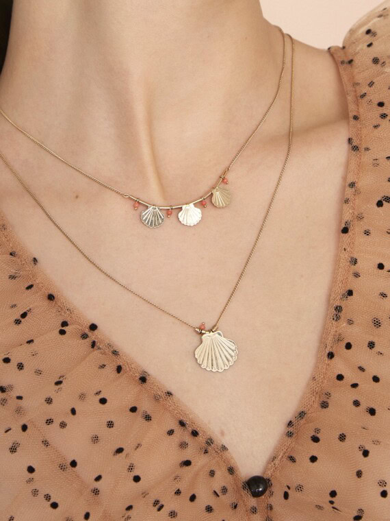 collier bahamas coquillage