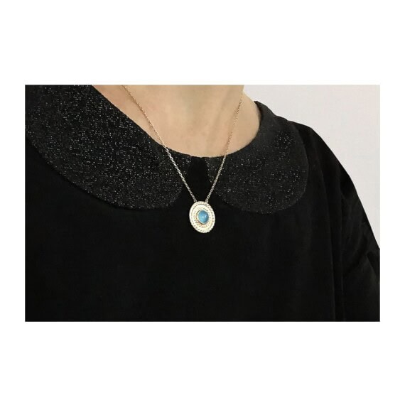 Collier Agate Lou porté soir poissonplume bijoux