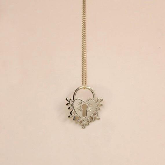 collier aenigma christelle dit christensen