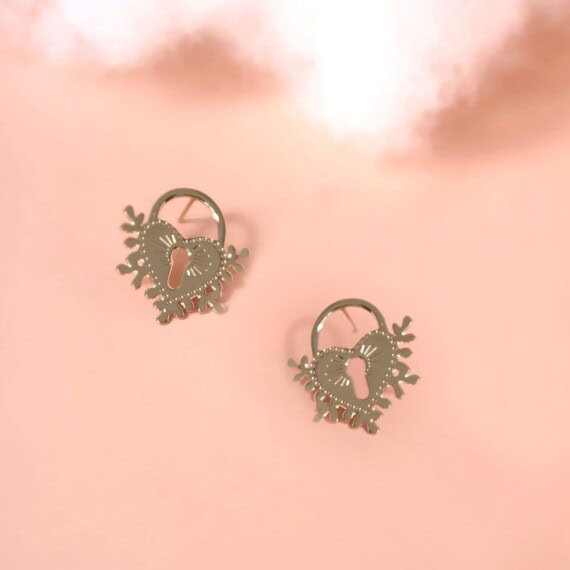 boucles aenigma chez poissonplume bijoux
