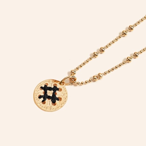 collier disque noir