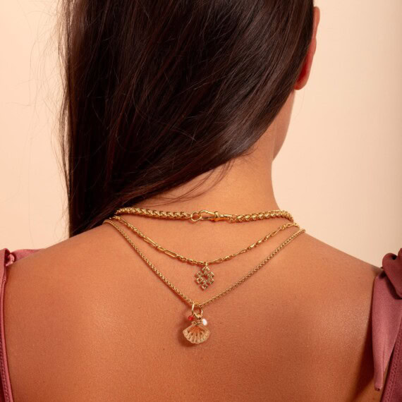 collier amulette coquillage CE