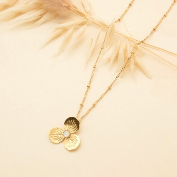 collier eglantine nacre primavera