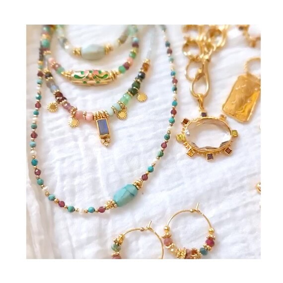 mix de collier leticia ponti frida multipierres Cok