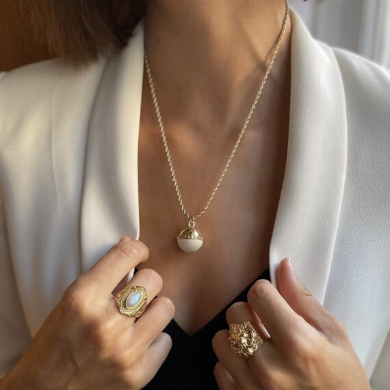 Collier sphère blanc perlé fuji