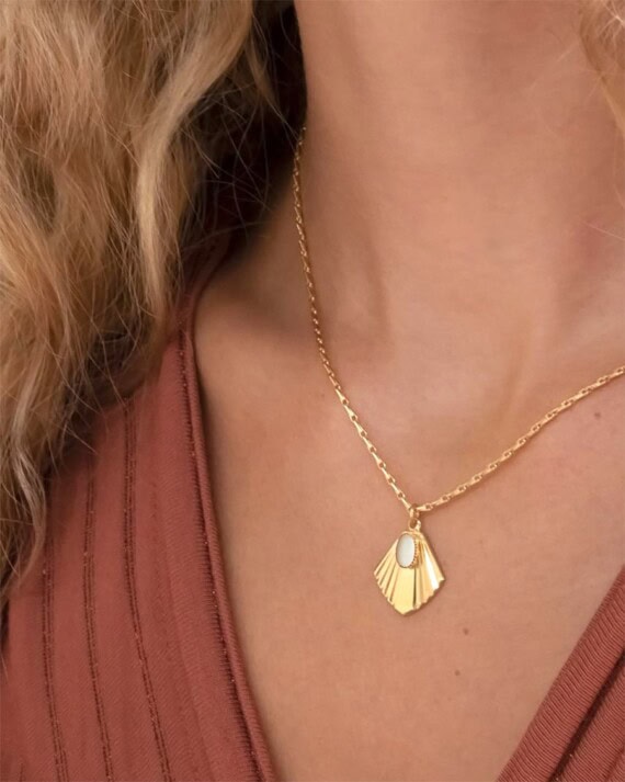 collier shanghai eventail nacre