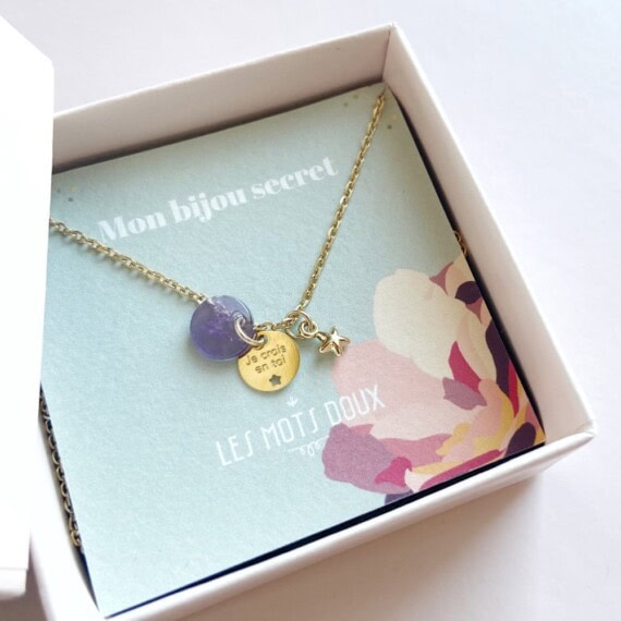 collier medaille Je crois en toi pierre fine amethyste