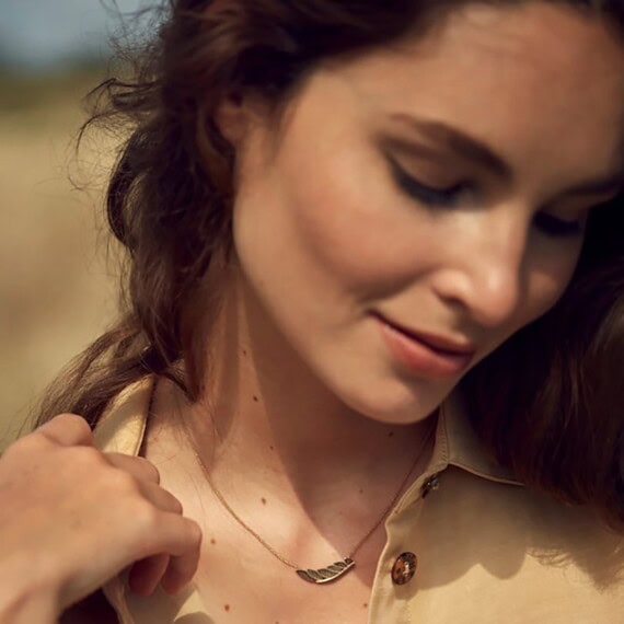 Collier plumage - Bijou de créateur au motif plumes