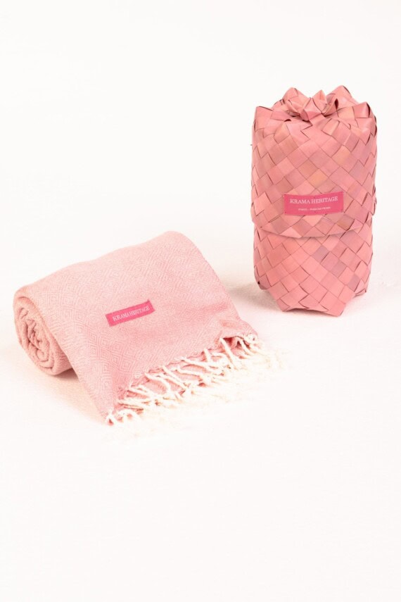 grande écharpe krama rose en coton doux de haute qualité