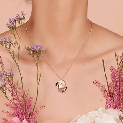 collier florenta S fleur de geranium