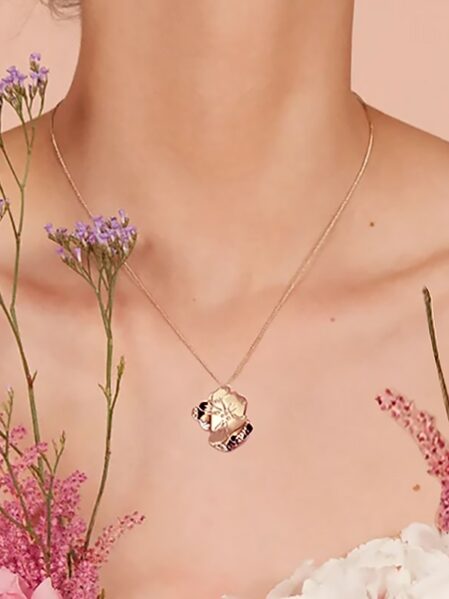 collier florenta S fleur de geranium