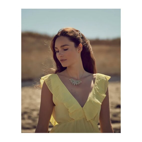 Collier plumes amazonie