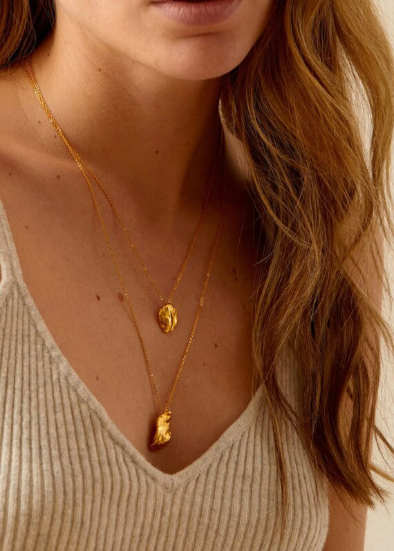 collier figios. Bijou martelé. Un bijou de créateur made in Paris, par Élise Tsikis.