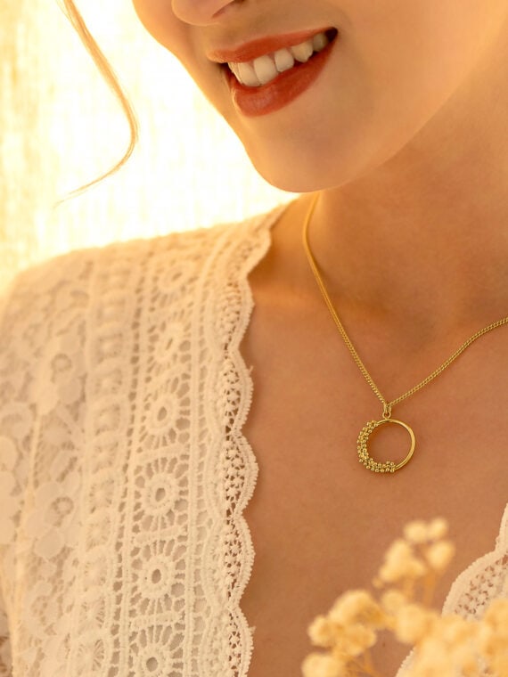 Collier Juliette mariage fleurs femme