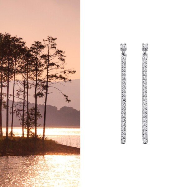 Bocules d'oreilles pendantes Pinede. Argent 925 et brillants. Bijoux fins.