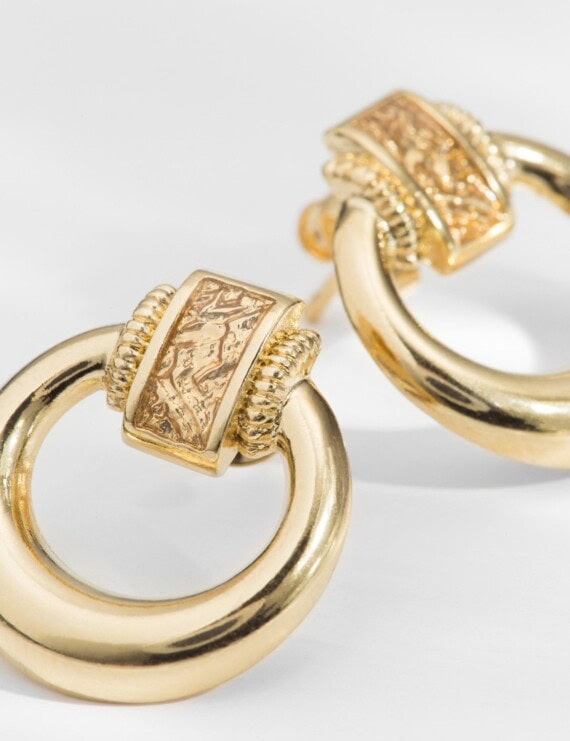 petites boucles d'oreilles Gyptis