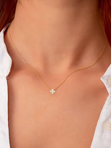 Collier fleur Adélie en plaqué or et brillants