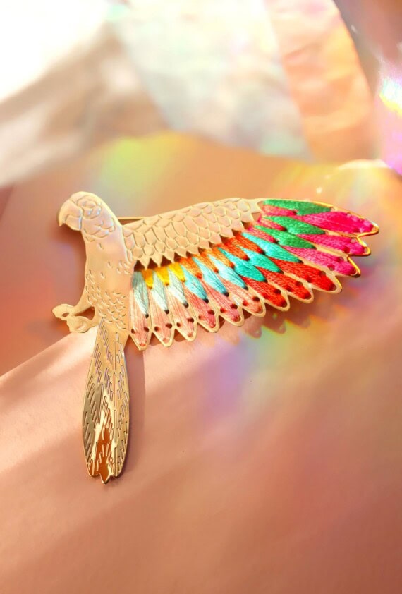 broche perroquet