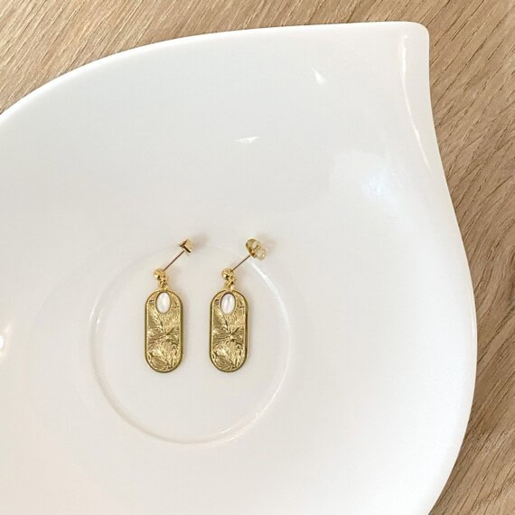 boucles d'oreilles sakura ama nacre