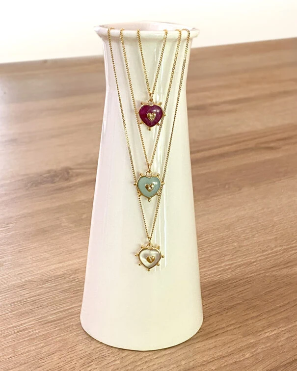 3 colliers fins ex-voto aqua blue, rubis et cristal - Colliers cœurs en plaqué or